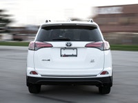 2018 Toyota Rav4 LE PKG AWD White Exterior on Black Interior comes with Back up Camera ,Heated seats... (image 4)