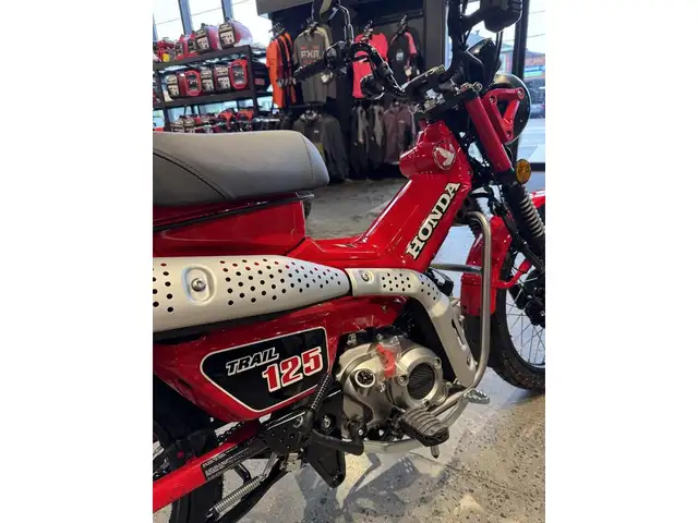 2025 Honda Trail 125 in Sport Bikes in Ottawa - Image 6