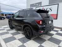 At Kings Honda you will experience an outstanding car buying experience. We make every effort to exc... (image 5)