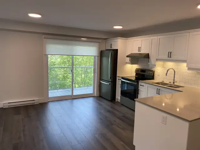 2Bed, corner unit w/balcony, AVAILABLE NOW! 502-49 Forest Hill in Long Term Rentals in Fredericton - Image 4