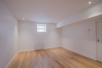 Renovated Akelius one bedroom apartment for rent. Located near Rue Ponsard and Queen Mary Road in th... (image 3)