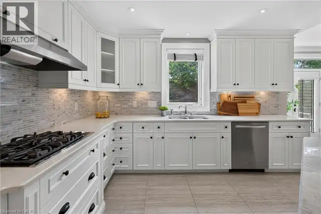 543 WERNI Court Waterloo, Ontario in Houses for Sale in Kitchener / Waterloo - Image 15