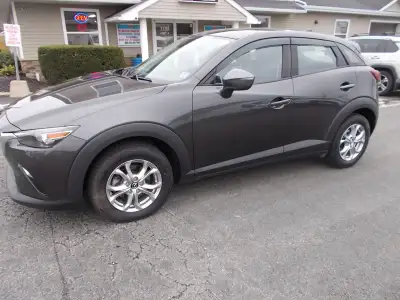 2020 Mazda CX3 AWD 4 door, hatchback, 4 cyl, auto, pw, pl, air, radio, back-up camera sunroof, alloy...