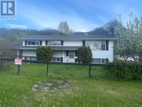 4522 13TH AVENUE New Hazelton, British Columbia Smithers Skeena-Bulkley Area Preview
