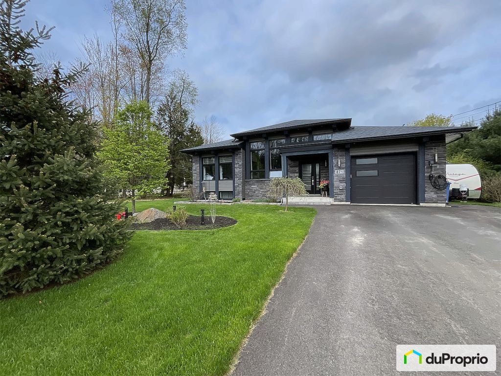$985,000 - Bungalow for sale in Bromont — photo 2