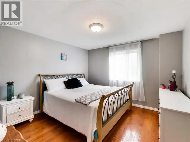 18 PAVAROTTI Court Hamilton, Ontario in Houses for Sale in Hamilton - Image 28