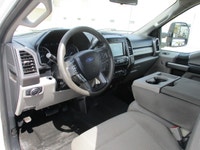 6.2 L V8, F250, GAS, 6.75 ft box, 4x4, automatic, air conditioning, cruise control, tilt steering, p... (image 7)