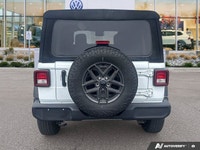 TRANSMISSION: 8-SPEED TORQUEFLITE AUTO -inc: 4-Wheel Anti-Lock Disc Brakes Dana M200 Rear Axle Selec... (image 3)