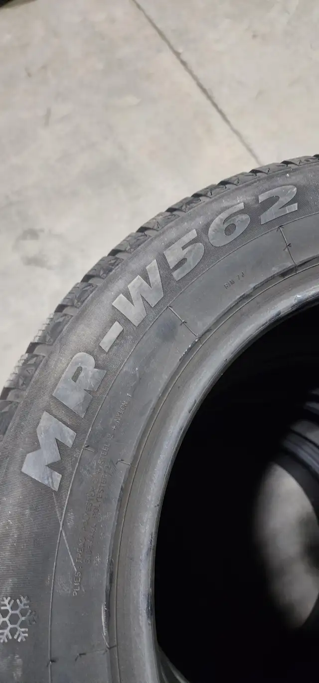 235/60/18 Mirage MR-W562 Winter Tires in Tires & Rims in Markham / York Region - Image 3