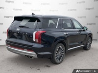 NAVY/WARM GREY, PREMIUM NAPPA LEATHER SEATING SURFACES, MOONLIGHT CLOUD, Wireless Phone Connectivity... (image 5)