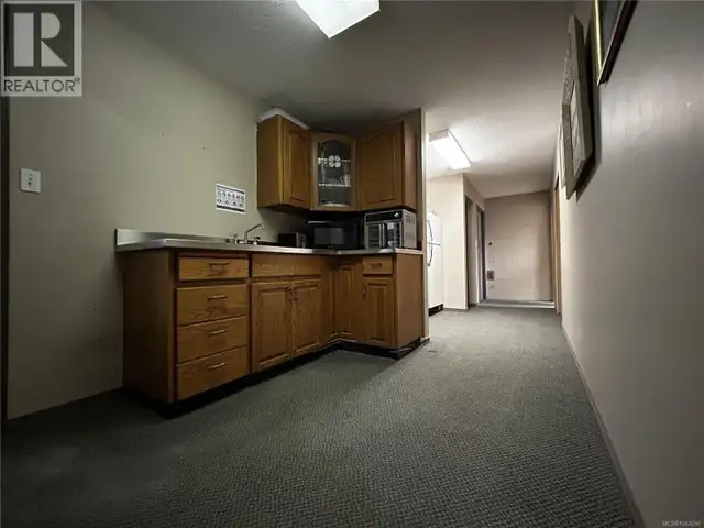 487 Burnside Rd E Victoria, British Columbia in Commercial & Office Space for Sale in Victoria - Image 32