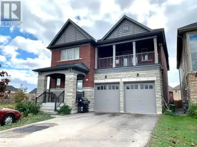 137 HYPERION COURT Oshawa (Windfields), Ontario