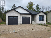 784 CAMPBELL Avenue Kincardine, Ontario