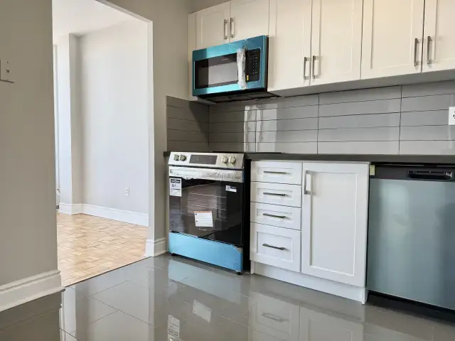 East York 2 Bedrooms Apartment for Rent - 1501 Woodbine Avenue in Long Term Rentals in Markham / York Region - Image 15