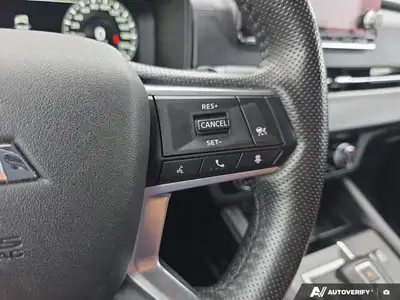 2025 Mitsubishi Outlander Plug-In Hybrid SE | NO ACCIDENTS EV, View more