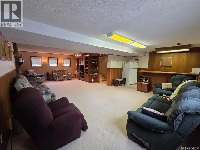 903 Assiniboia AVENUE Grenfell, Saskatchewan in Houses for Sale in Regina - Image 35