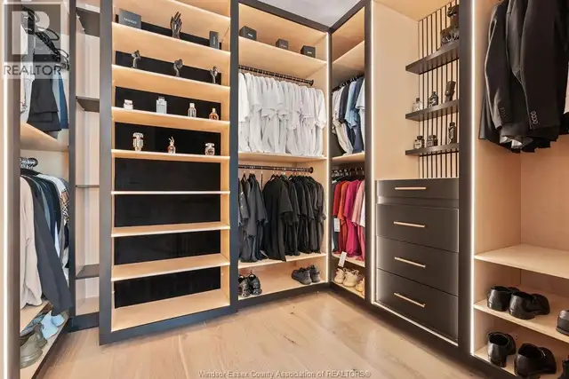 8720 RIVERSIDE DRIVE East Windsor, Ontario in Houses for Sale in Windsor Region - Image 30