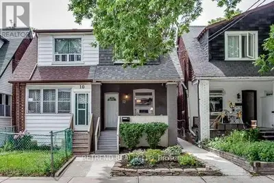 12 RUSHBROOKE AVENUE Toronto (South Riverdale), Ontario