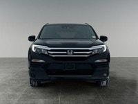 Thanks for viewing our House Of Cars Chinook Inventory! AMVIC licensed dealer! The 2017 Honda Pilot... (image 9)