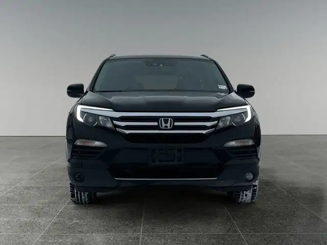 2017 Honda Pilot Touring in Cars & Trucks in Calgary - Image 11