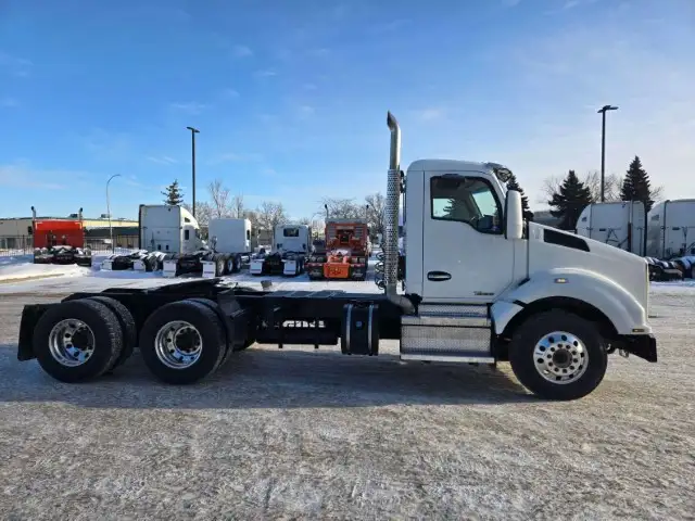 2021 T800 Kenworth in Heavy Trucks in Kamloops - Image 5