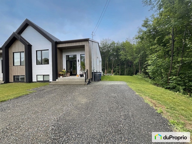 $519,900 - Semi-detached for sale in Roxton Pond — photo 1