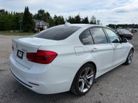 2016 BMW 328D XDRIVE AWD DIESEL ONLY 166,300KM ABSOLUTELY GORGEOUS EGR COOLER REPLACED BY BMW @ 130K... (image 6)