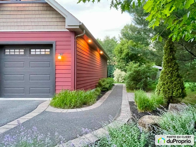 $750,000 - Bungalow for sale in St-Cyrille-De-Wendover — photo 3