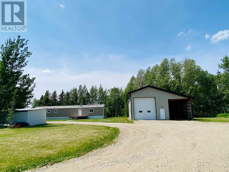 64040 Township Road 410 Rural Clearwater County, Alberta Houses for