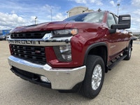 AMVIC Licensed Dealer Amidst the rugged charm of Alberta's landscape stands the 2020 Chevrolet Silve... (image 3)