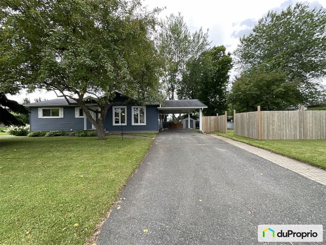$439,000 - Bungalow for sale in Drummondville (Drummondville) — photo 1