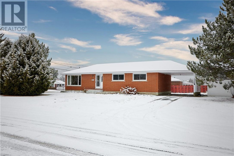 11 Maple Boulevard Capreol, Ontario Houses for Sale Sudbury Kijiji