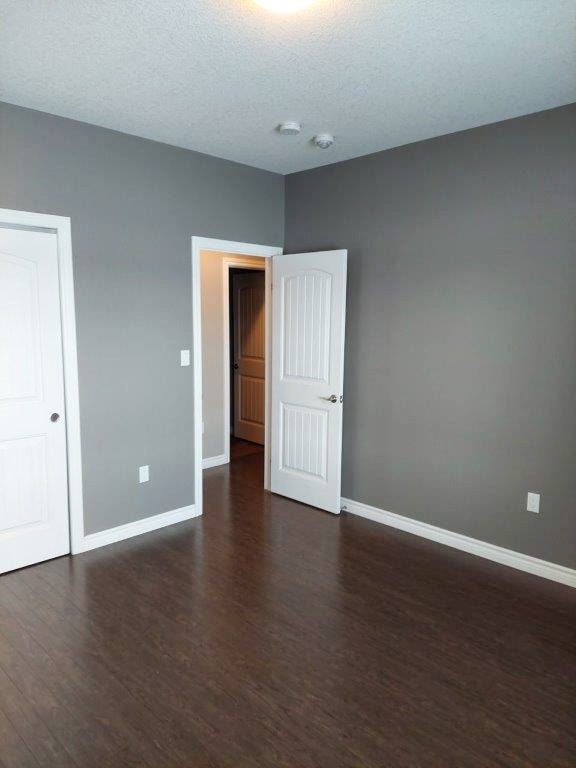 Luxury 3 Bedroom Executive Suite Apartment in Midland ON 5