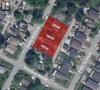 LAND ASSEMBLY - Excellent development opportunity in the core of downtown Squamish. Two adjacent lot...