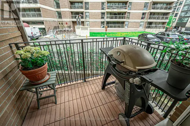 67 PLEASANT BOULEVARD Toronto (Rosedale-Moore Park), Ontario in Condos for Sale in City of Toronto - Image 17