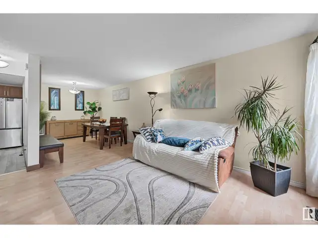 18425 66 AV NW Edmonton, Alberta62865715145474122