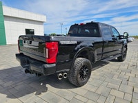 2021 Ford Super Duty F-250 SRW Limited 4WD Crew Cab with 98,709 kms! Clean history with no accidents... (image 4)