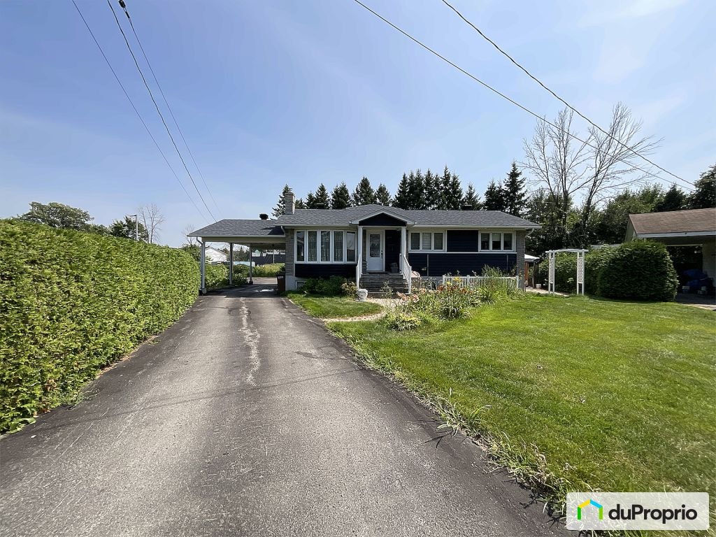 $468,438 - Bungalow for sale in Lachute — photo 2