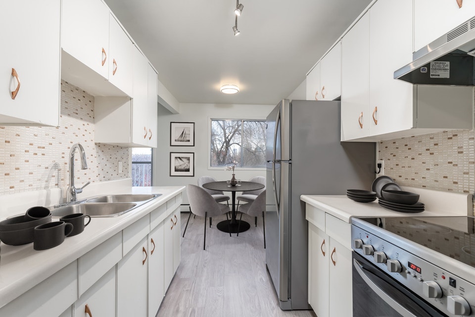 Christopher Arms - 1 Bedroom Apartment for Rent 3