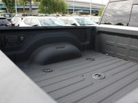 4x4, 6.7L Cummins HO Turbo Diesel, 8-SPD ZF Powerline, Heated Seats/Steering Wheel, Dual Wireless Ch... (image 5)