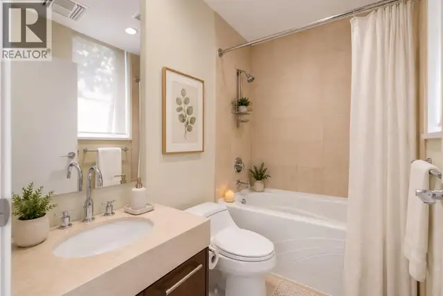 200 9 SMITHE MEWS Vancouver, British Columbia in Condos for Sale in Vancouver - Image 18