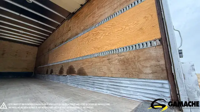 2018 KENWORTH T370 TRUCK DRY BOX VAN WITH TAILGATE in Heavy Trucks in Edmonton - Image 13