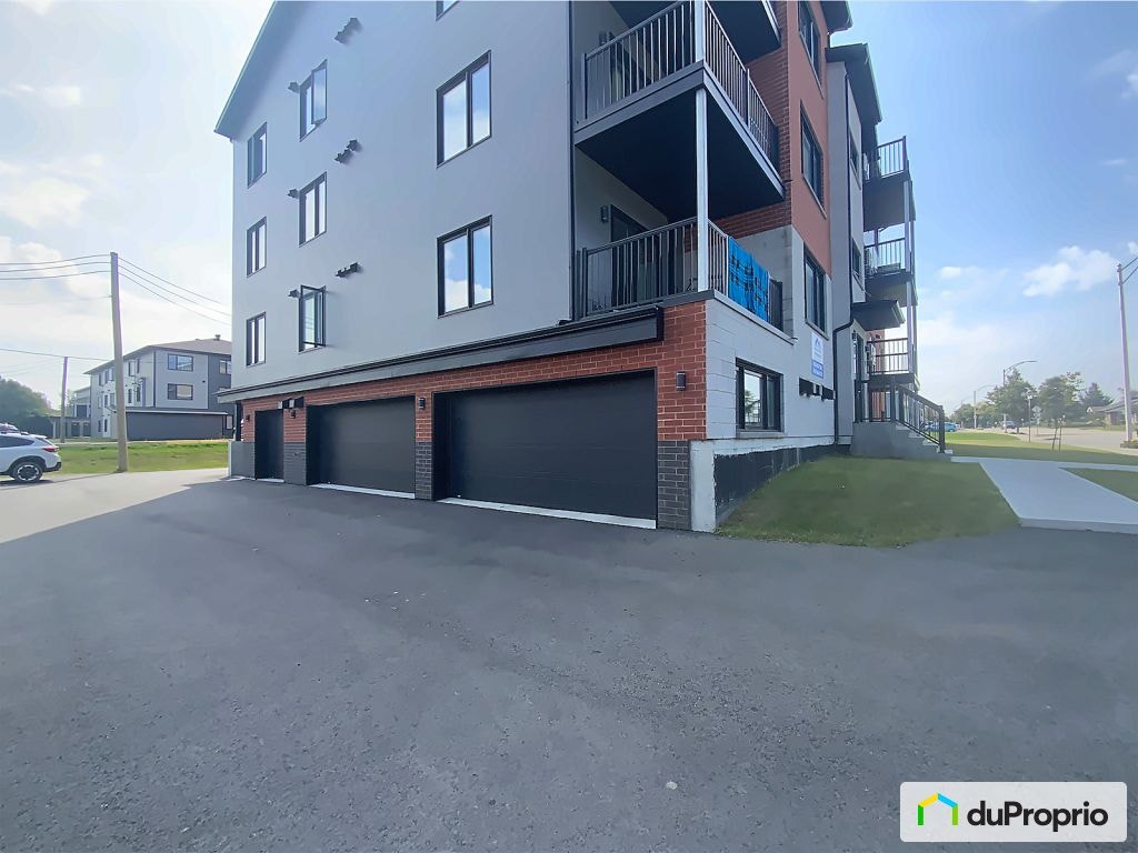 $3,675,000 - 6 units or more for sale in Matane — photo 3