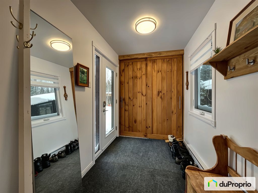 $734,000 - 1 1/2 Storey for sale in St-Prime — photo 3
