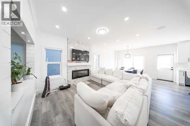 123 Saddlecrest Grove NE Calgary, Alberta in Houses for Sale in Calgary - Image 5