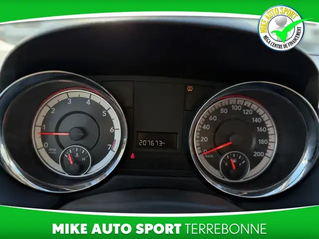 Dodge Grand Caravan Familiale 4 portes SXT 2014 in Cars & Trucks in Laval / North Shore - Image 16
