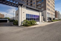 Live in Nepean, in the vibrant community of Stirling Park Explore the west end in this stunning mode... (image 8)