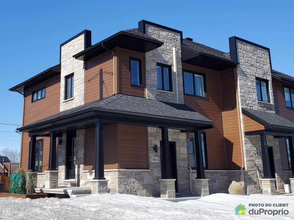 $500,000 - Price Upon Request - Semi-detached in Breakeyville — photo 1