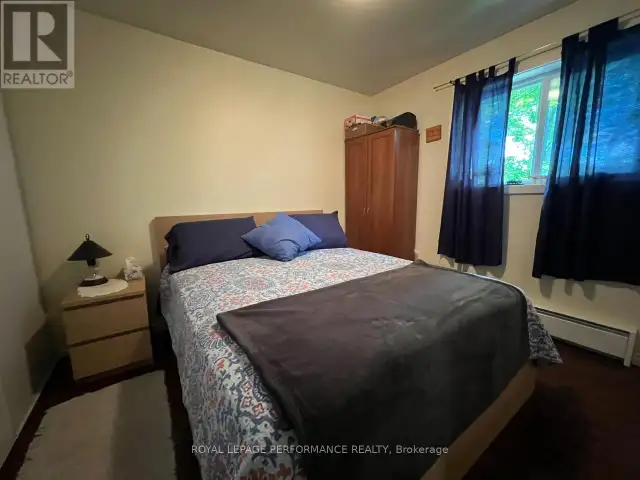 253 LACOURSE LANE Lanark Highlands, Ontario in Houses for Sale in Ottawa - Image 13