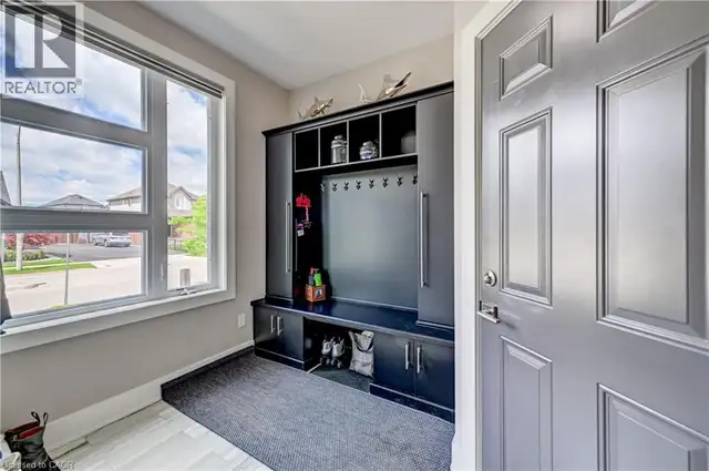 146 GREEN GATE Boulevard Cambridge, Ontario in Houses for Sale in Kitchener / Waterloo - Image 22